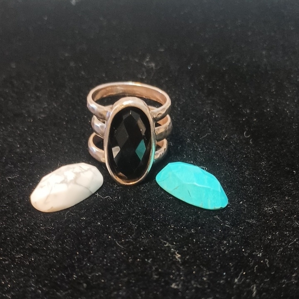 "Change Of Art" Versatile Sterling Silver Ring Size 9